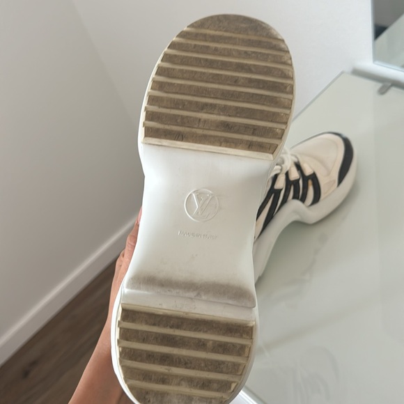 Louis Vuitton shoes - Picture 4 of 7